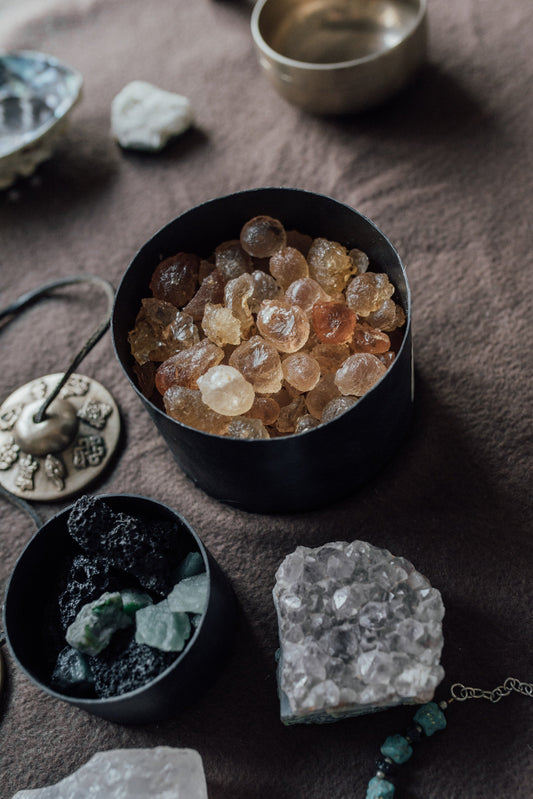 Healing Gemstones- Background on these powerful tools✨🔮